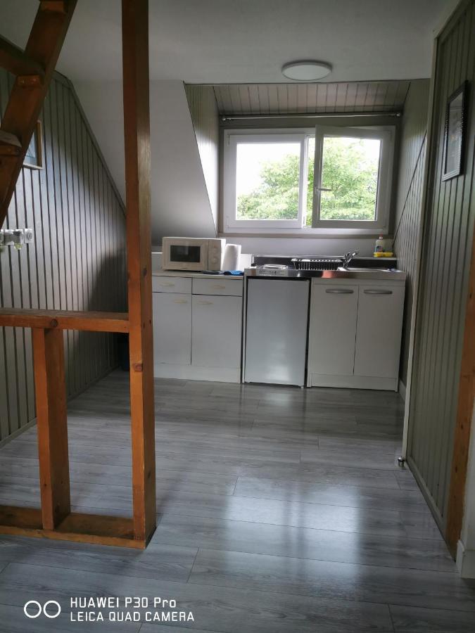 Studio A Proximite Du Centre Ville/Sud D'Amiens Luaran gambar